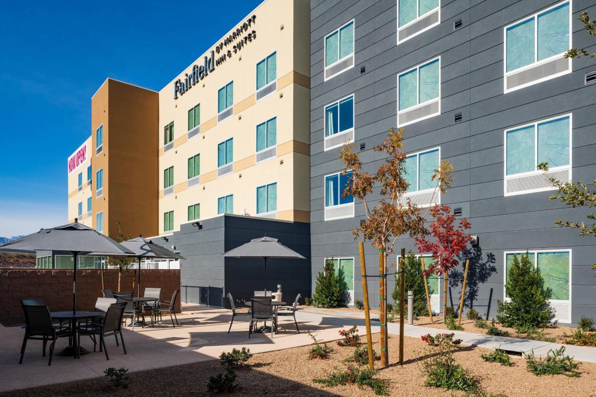 Fairfield Inn & Suites Las Vegas Northwest Exterior photo